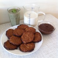 Breakfast Smoothie, Almond Milk, Oatmeal Cookies and Cacao Hazelnut Spread